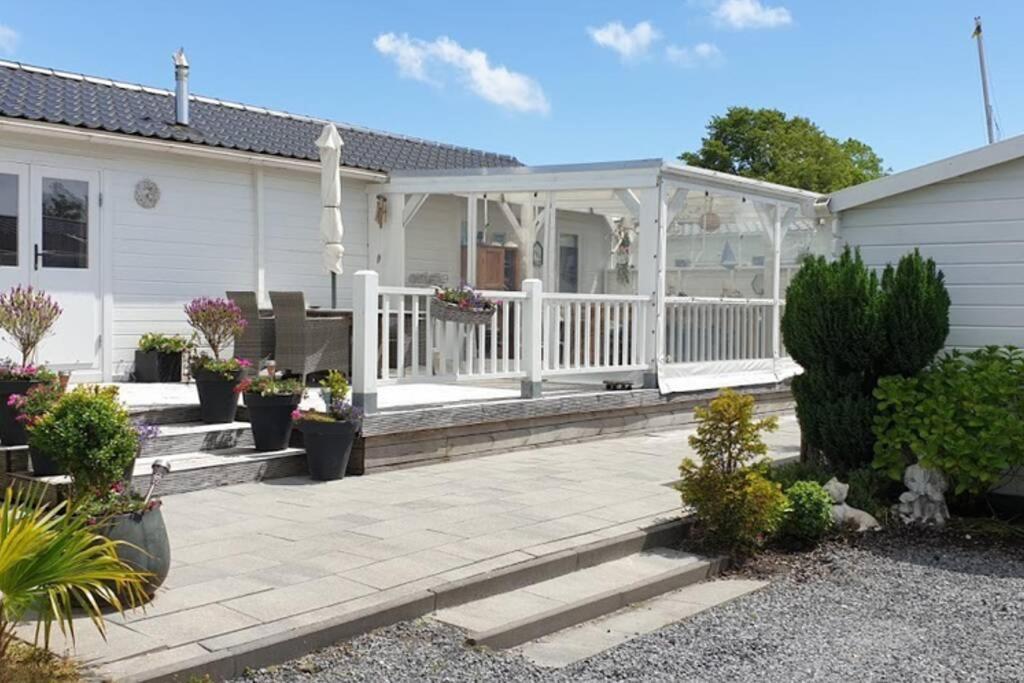 Prachtig Scandinavisch Chalet Makkum Zewnętrze zdjęcie
